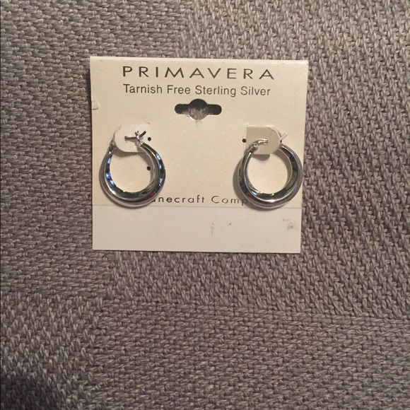 Primavera Couture Jewelry - 🆕Sterling Silver hoop earrings